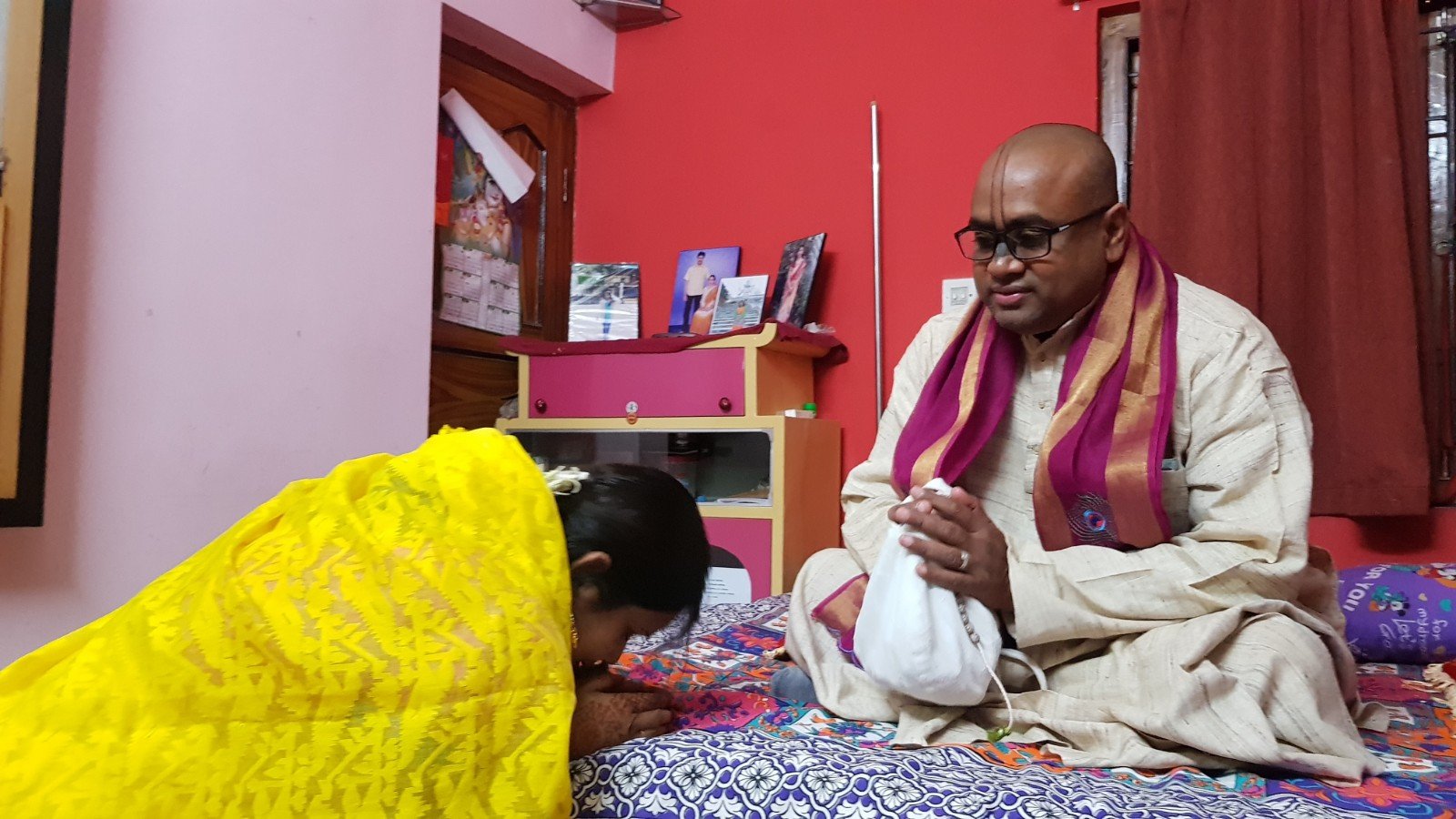  Visiting devotees. Asansol. 2019.11.18